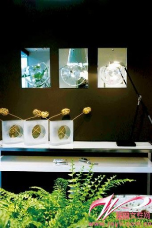 家居鏡提升居室優(yōu)雅情致度