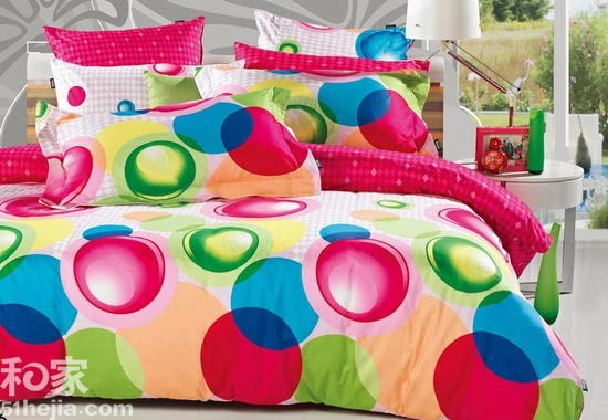 時尚布藝床品讓你無力拒絕