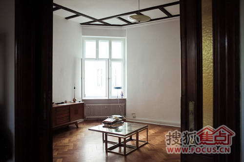 ���ֺ������¹�Ԣ