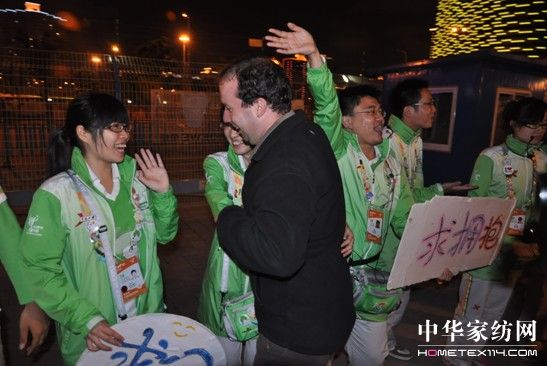 ���R�������L���M�����@