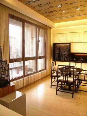 ����ʽ���[�|�����A�r��