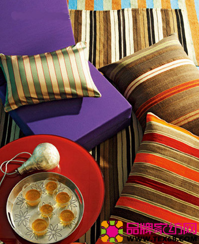 ��ɫ�l�y���|�������ؚ�Ϣ