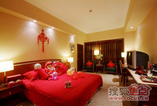 ��r�еĽ���鷿�b�ް���