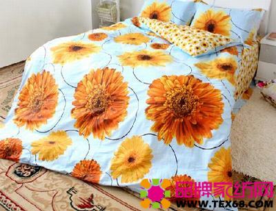 靚麗花朵床品給臥室帶來溫暖