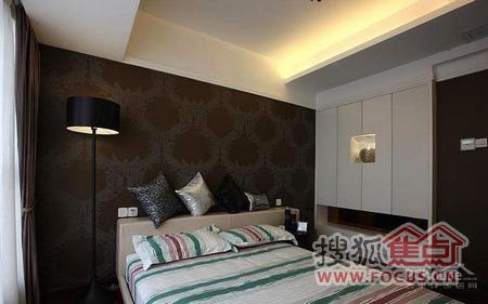 С�YŮ�b�޵ĕr�����{�Ҿ�