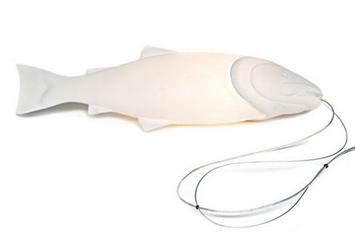 鯉魚形狀的裝飾吊燈