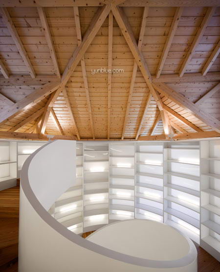 葡萄牙優(yōu)雅的螺旋樓梯設(shè)計