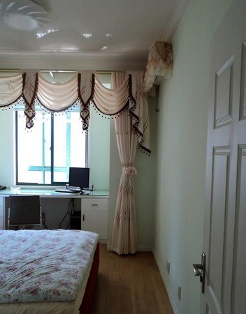 С�ɿ�130ƽ��(ji��n)�s�r(sh��)�м�