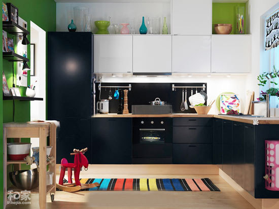 ���sС�N�����^�ռ{�ɲ��`