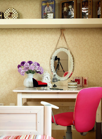 �����~��ʽ�ńe���OӋ