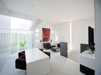 ������ɫ���콛��r�м�