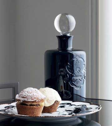 �ڰ׼�Ʒ������IN���g