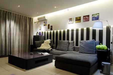 ��ɫΨ����ɫС����