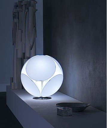 ���{������[���Aζ��