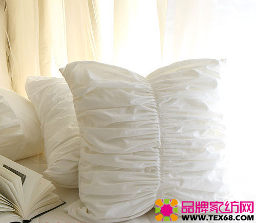 ��ɫ����������������