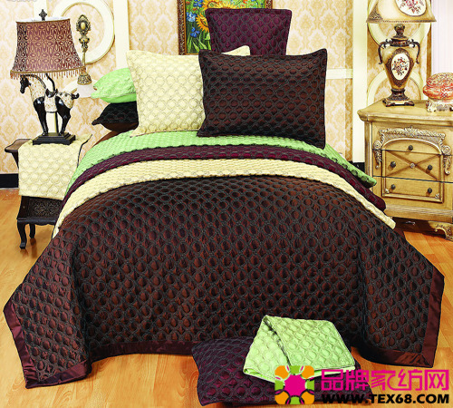 時尚床品給臥室增添視覺感受