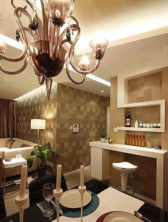 ��ɫ����������r���P��