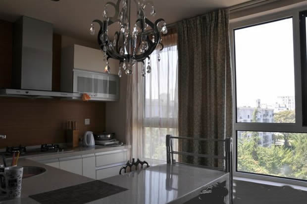 ���s�L����30ƽ��ܰС�_�g