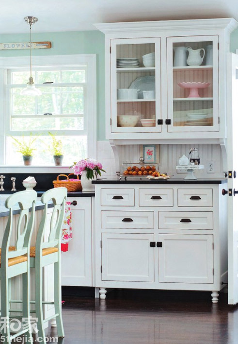 �ǹ�ɫ���˺��I�e������