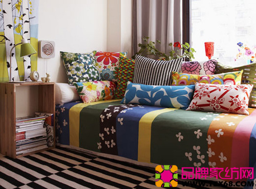 �Ųʴ�Ʒ���촺�ⰻȻ�P��