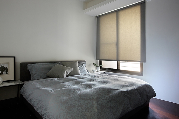 ��ɫ����ʯ�I����������