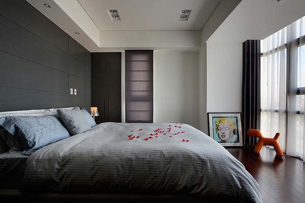 ��ɫ����ʯ�I����������