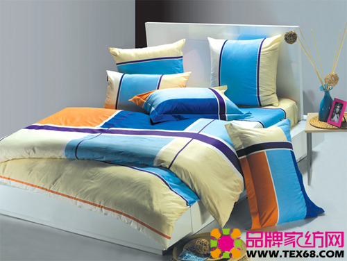 時尚炫彩床品渲染明媚靈動臥室