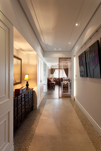 Ӣ������͹��L��r�мҾ�