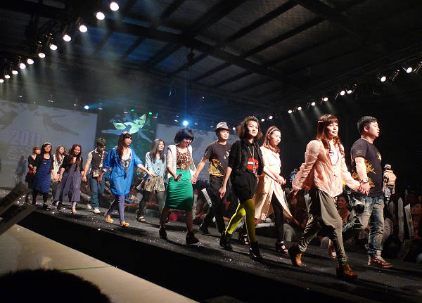 感動你必定感動我