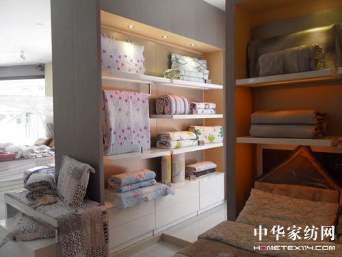 ���Z�żҼ����u���M�v�V�|÷��