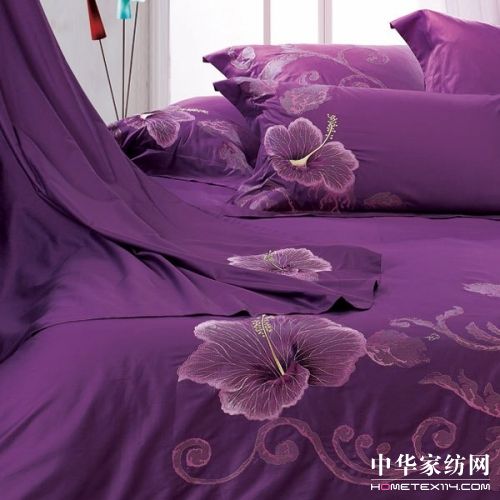 紫羅蘭床品為您獻(xiàn)上色彩盛宴