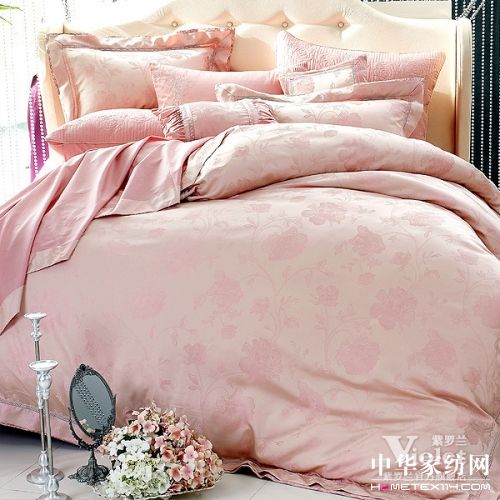 紫羅蘭床品為您獻(xiàn)上色彩盛宴