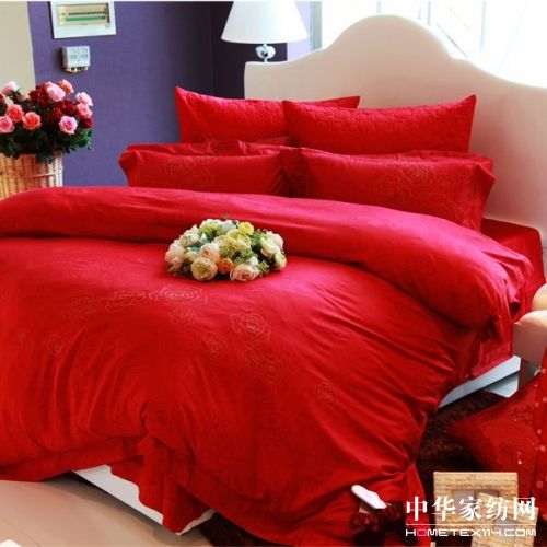 紫羅蘭床品為您獻(xiàn)上色彩盛宴