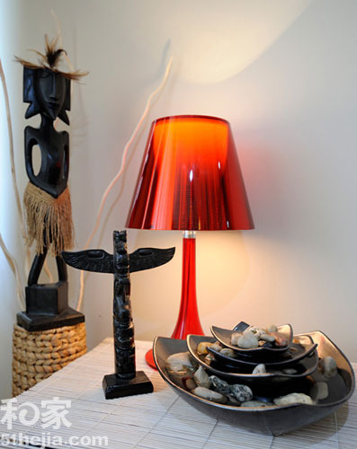 ���ַ�����ůɫ�{�����sС��