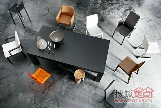 ���W�������s�͏d�Ҿ�