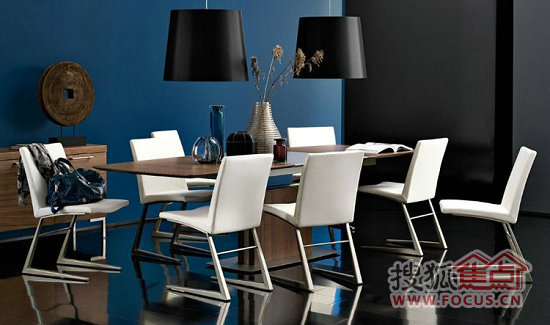 ���W�������s�͏d�Ҿ�