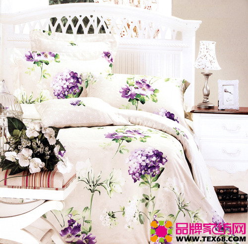 花朵床品讓臥室充滿自然氣息