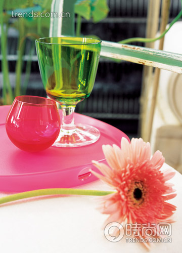 ����Ҿ�׌�Gɫ���ĸ�����