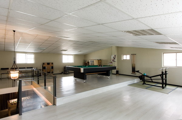 ���{�A���r�КWʽ�F������