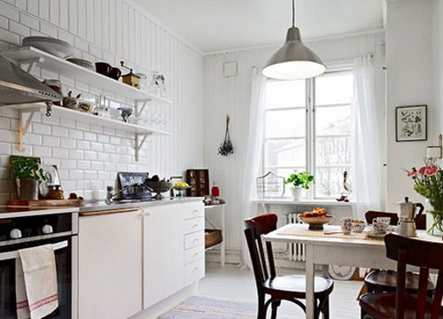 ��ɫ���s�����������m��