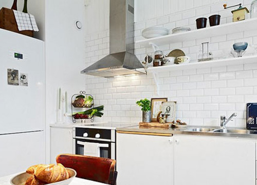 ��ɫ���s�����������m��