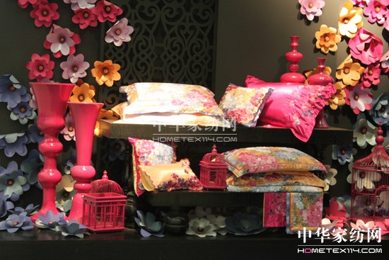 莎鯊亮相2011博覽會再創新高