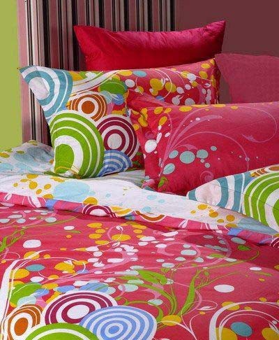 優(yōu)雅臥室多彩床品是不二法寶