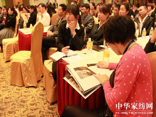 嘉加夢2012春夏新品發布會榮耀起航