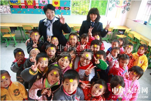 慈善之路且行且遠關愛之火綿延不絕