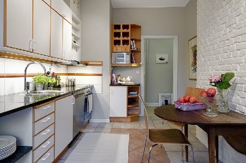 ���С��Ԣ�����c�ŵ����ײ