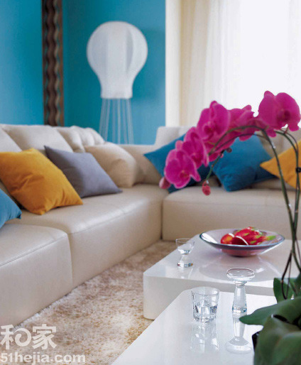 ��ɫ���䷴���ѩ����ů���L��