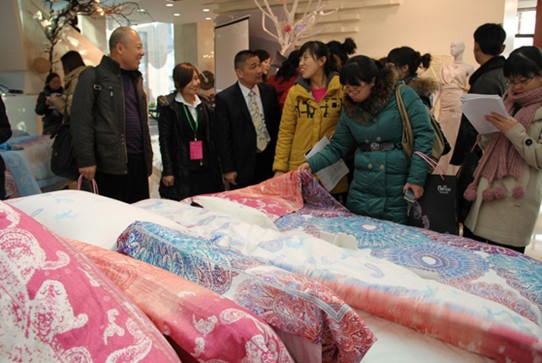 寶縵:擷一抹翠綠•與品牌同步