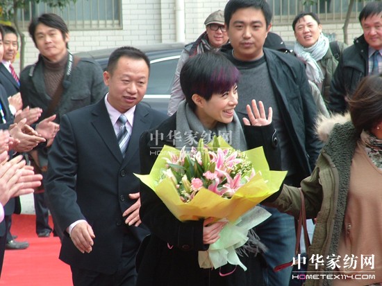 寶羅家紡成功簽約臺灣歌后徐懷鈺