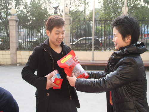 ʢ��F�M���T���x�իIѪһ�f�����